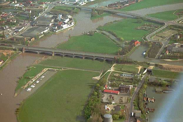 Kanalbrücke über die Weser